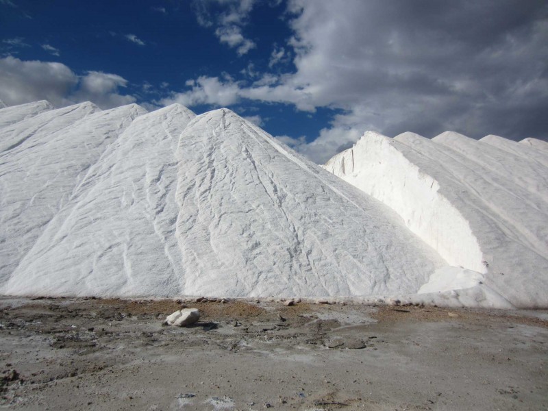 sodium chloride road salt